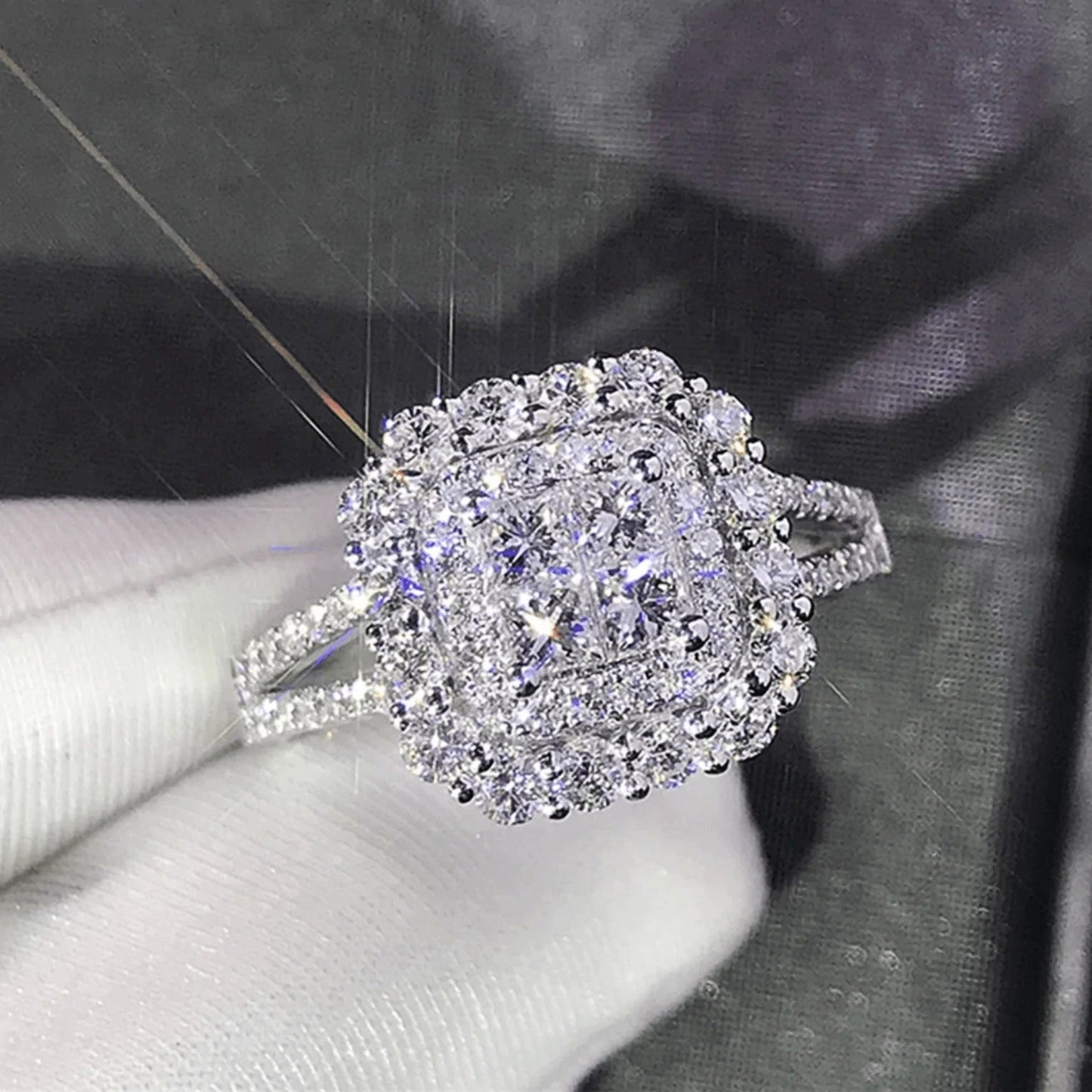 Δαχτυλίδι Gabrielle Τετράγωνο Κουσκούς