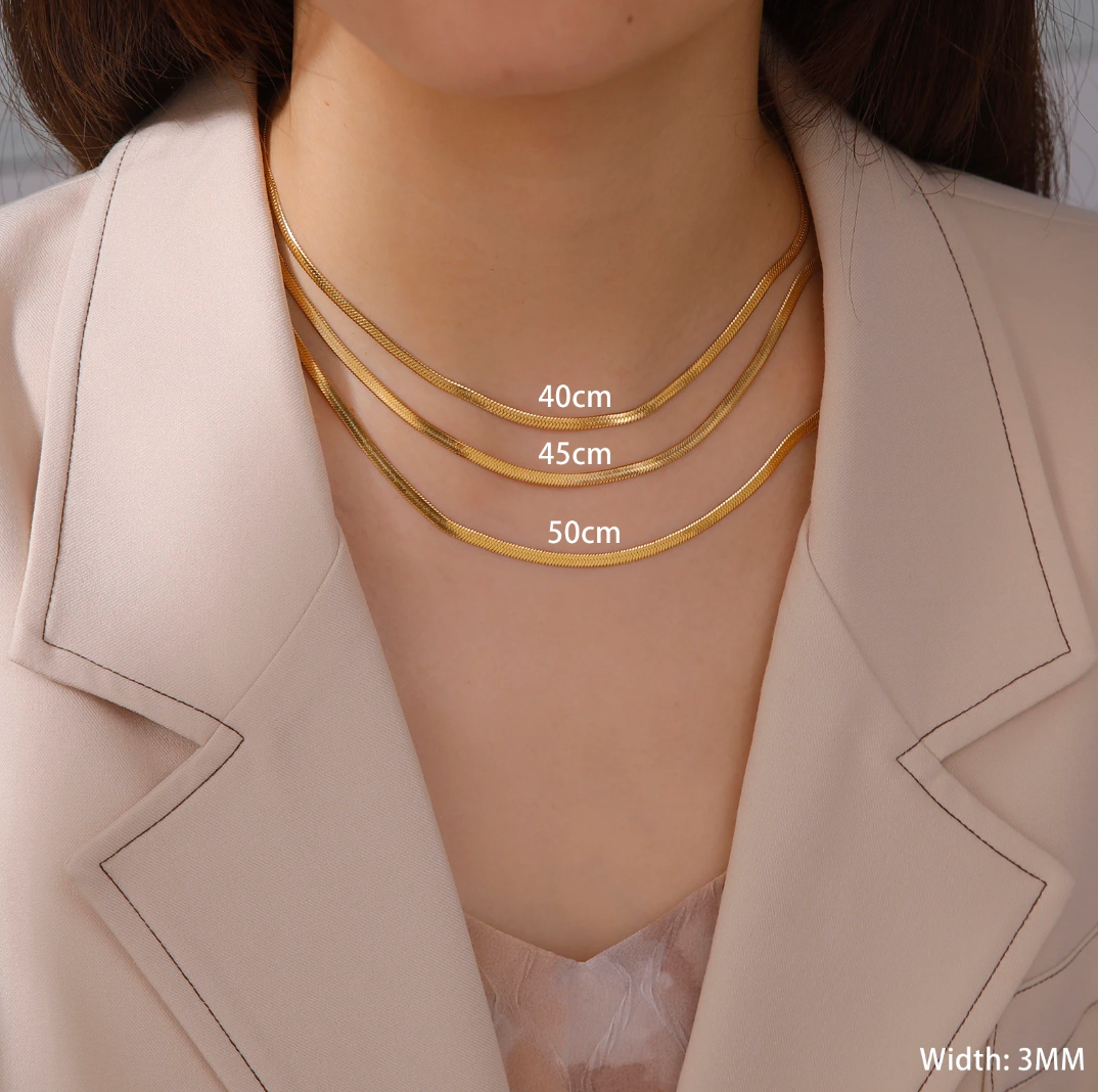 Γκαρνταρόμπα με Χρυσό Επίστρωση 18 κ. με Μετρήσεις